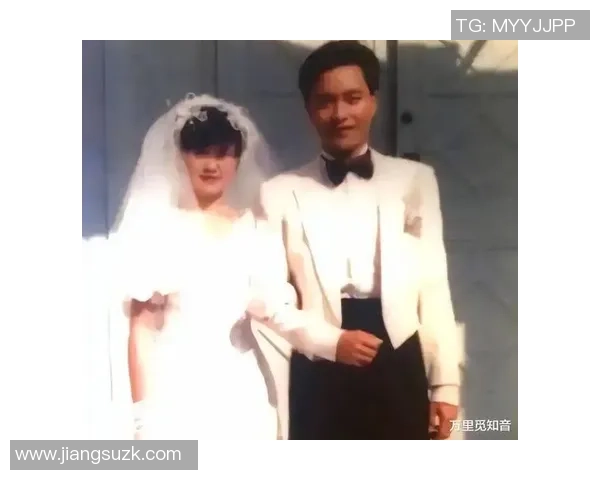 足球明星金钟国的传奇人生与赛场背后的故事揭秘